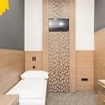 E14 디자인 호스텔
