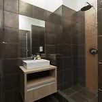 E14 디자인 호스텔 *