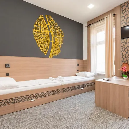 E14 Design Hostel *