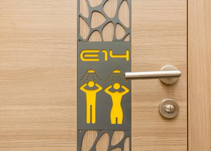 Hostal E14 Design