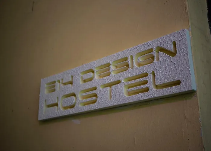 Hostel E14 Design